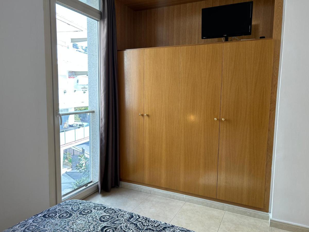 Apartaments Superiors Mtb Only Couples Льорет-де-Мар Экстерьер фото