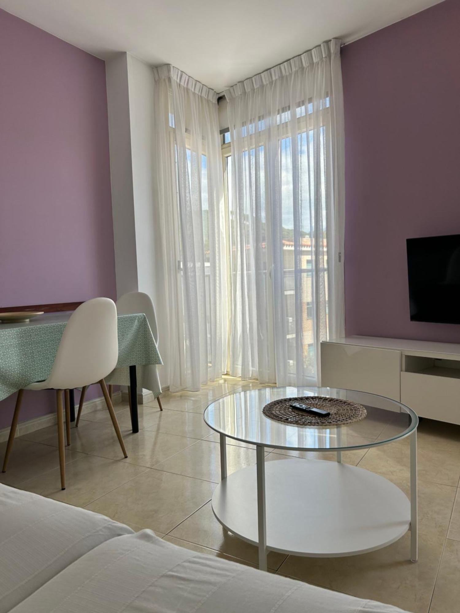 Apartaments Superiors Mtb Only Couples Льорет-де-Мар Экстерьер фото