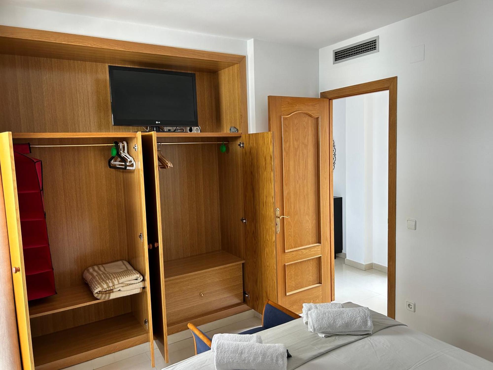 Apartaments Superiors Mtb Only Couples Льорет-де-Мар Экстерьер фото